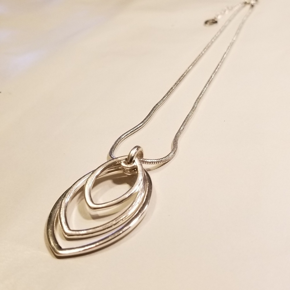 Liz Claiborne pendant necklace